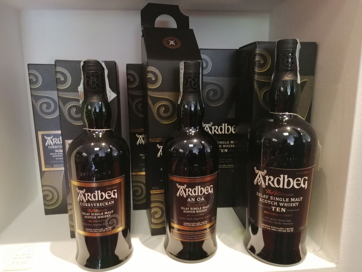 ARDBEG: IL WHISKY SINGLE MALT DELLE ISLAY